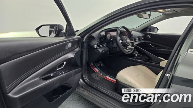 Hyundai Avante 2021 — ფოტო 10/20