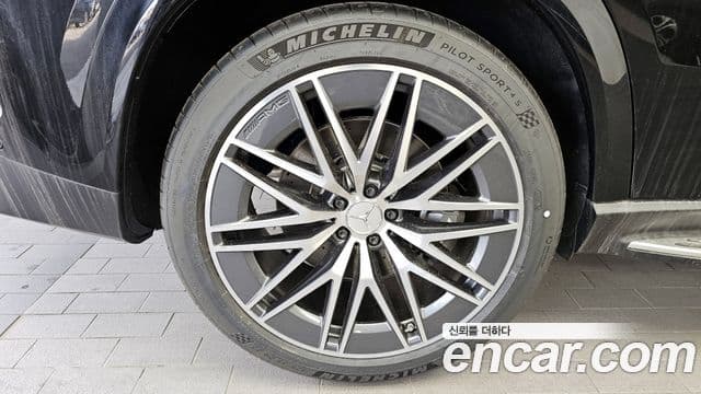 Mercedes-Benz GLE-Class 2025 — фото 5 из 20