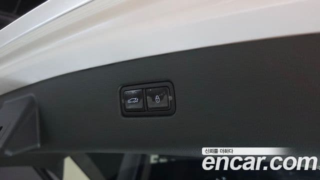 Genesis GV80 2025 — Photo 17/30