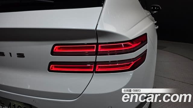 Genesis GV80 2025 — Photo 19/30