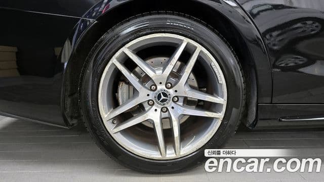 Mercedes-Benz S-Class 2019 — ფოტო 4/20