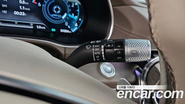 Genesis GV80 2020 — Photo 30/42