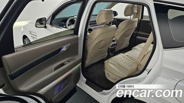 Genesis GV80 2020 — Photo 34/42