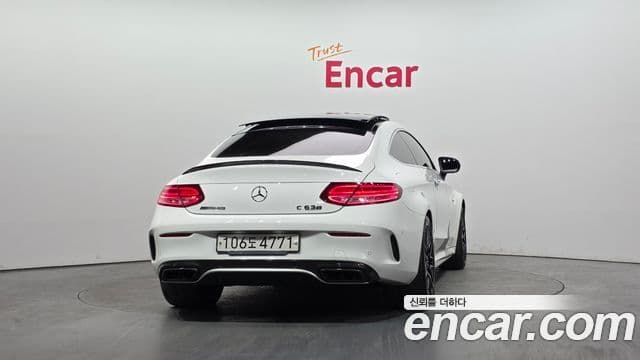 Mercedes-Benz C-Class 2018 — Фото 3/20