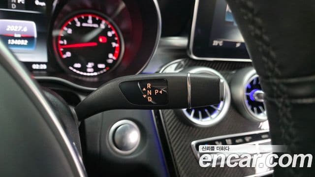 Mercedes-Benz C-Class 2018 — Фото 7/20
