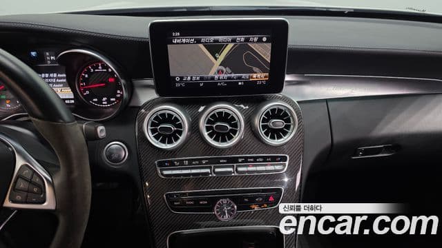 Mercedes-Benz C-Class 2018 — Фото 14/20
