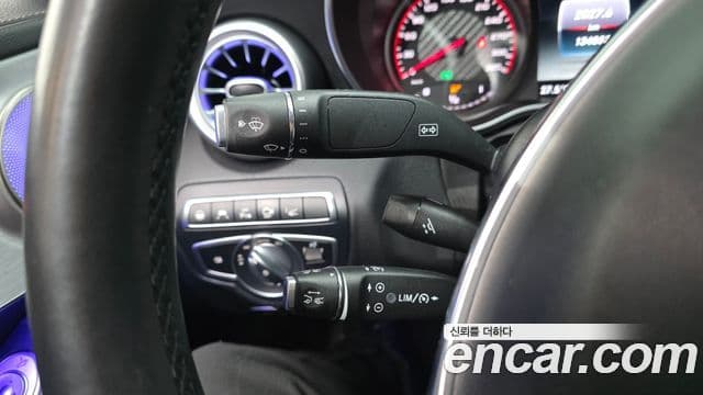 Mercedes-Benz C-Class 2018 — ფოტო 29/31