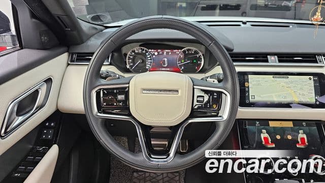 Land Rover Range Rover Velar 2023 — Фото 13/20