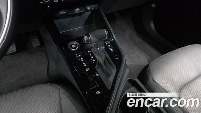 Kia Niro 2022 — ფოტო 9/20