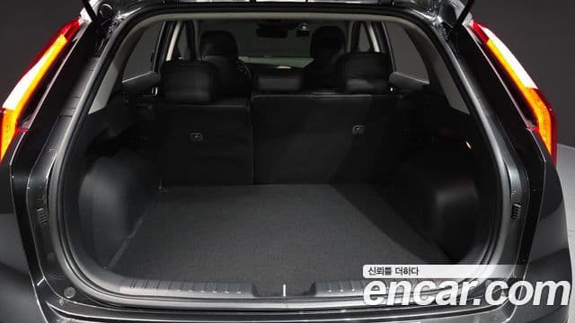 Kia Niro 2022 — ფოტო 20/20