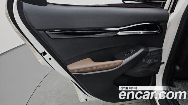 Kia Seltos 2019 — Şəkil 25/36