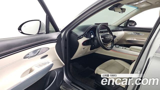 Genesis GV70 2021 — ფოტო 10/20