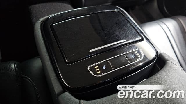 Genesis G80 2021 — Photo 8/20