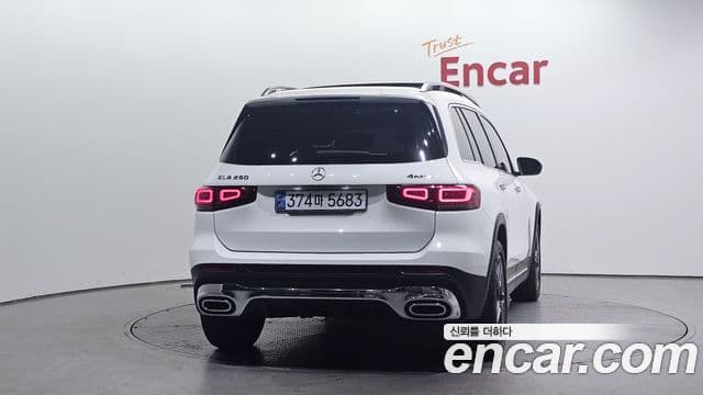 Mercedes-Benz GLB-Class 2022 — Şəkil 4/20
