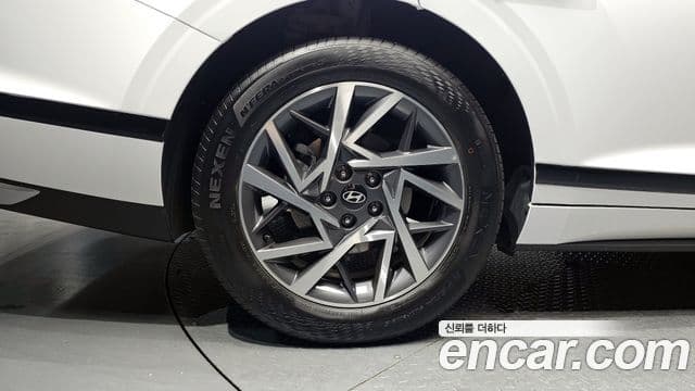 Hyundai Grandeur Hybrid 2024 — ფოტო 11/20