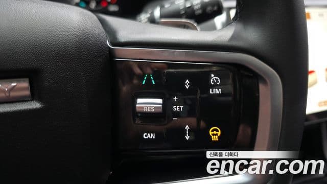 Land Rover Discovery Sport 2025 — ფოტო 17/20