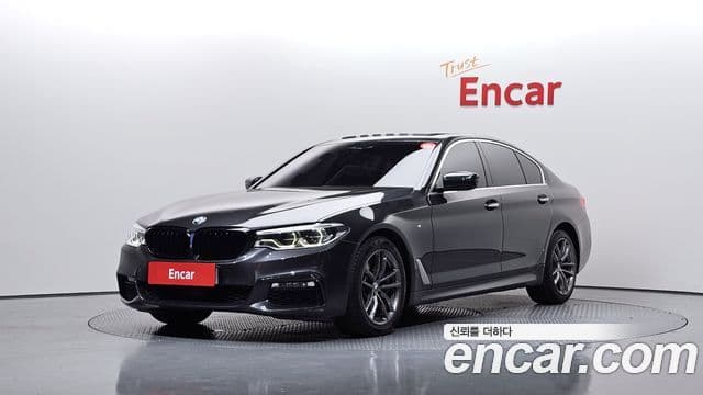 BMW 5 Series 2018 — Фото 1/20