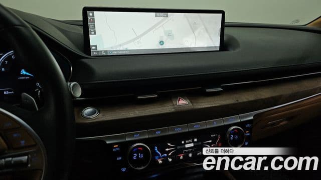 Genesis Electrified G80 2022 — Şəkil 15/20