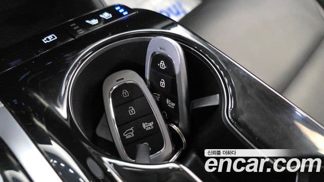 Hyundai The New Tucson 2021 — ფოტო 19/20