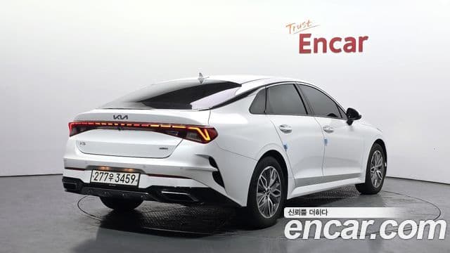 Kia K5 2022 — ფოტო 2/20