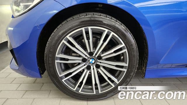 BMW 3 Series 2021 — фото 5 из 20