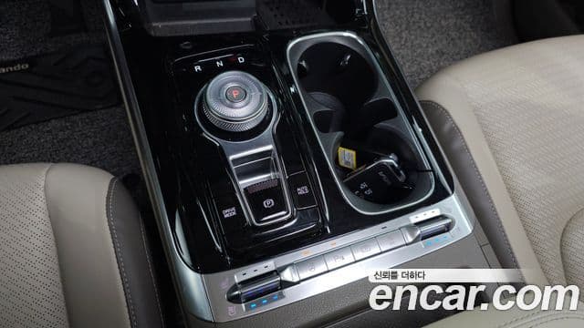 Kia Carnival 2023 — Фото 9/20