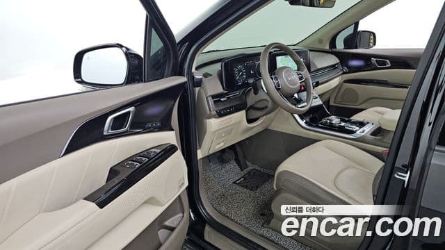 Kia Carnival 2023 — Фото 10/20
