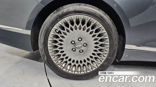 Genesis Electrified G80 2020 — ფოტო 5/20