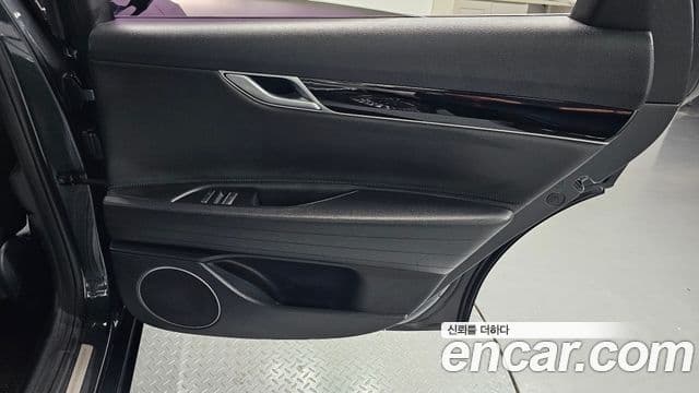 Genesis G80 2020 — Photo 26/30
