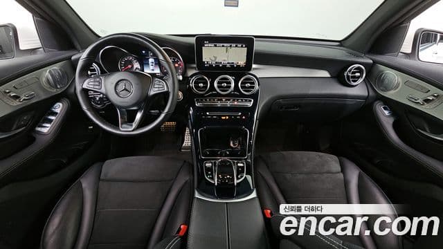 Mercedes-Benz GLC-Class 2019 — Şəkil 7/20