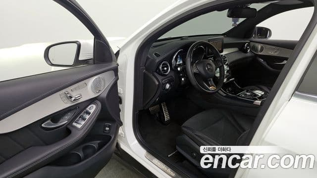 Mercedes-Benz GLC-Class 2019 — Şəkil 10/20