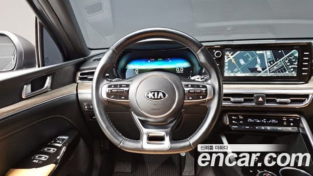 Kia K5 2020 — Photo 9/20