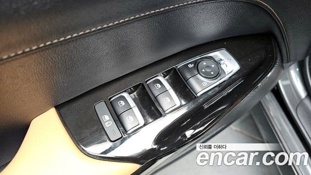Kia K5 2020 — Photo 7/20