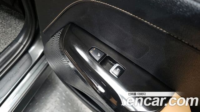 Kia K5 2020 — Photo 2/20