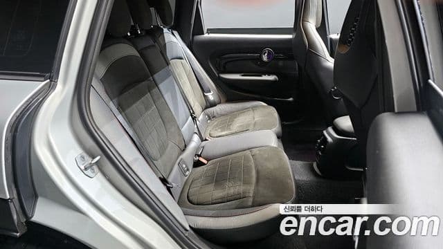 Mini Cooper S Clubman 2021 — Фото 12/20