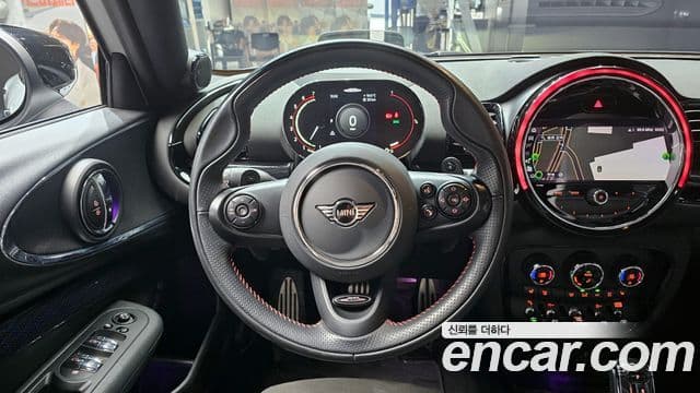 Mini Cooper S Clubman 2021 — Фото 13/20