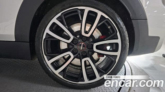 Mini Cooper S Clubman 2021 — Photo 13/32