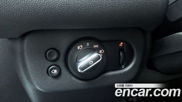 Mini Cooper S Clubman 2021 — Photo 18/32