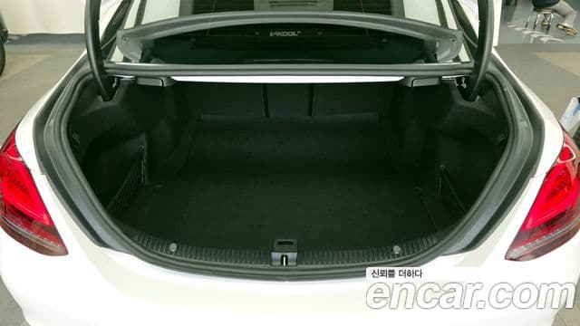Mercedes-Benz C-Class 2020 — фото 20 из 20