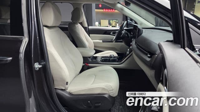 Kia Carnival 2022 — Şəkil 11/20
