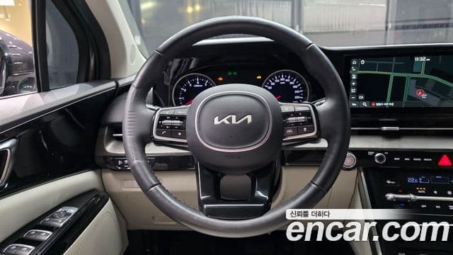 Kia Carnival 2022 — Şəkil 13/20
