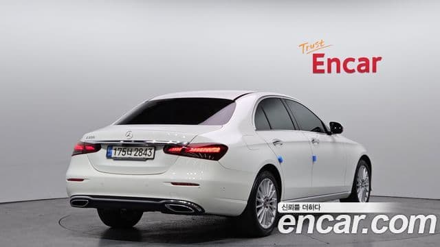 Mercedes-Benz E-Class 2021 — Şəkil 2/20