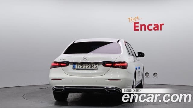 Mercedes-Benz E-Class 2021 — Şəkil 4/20