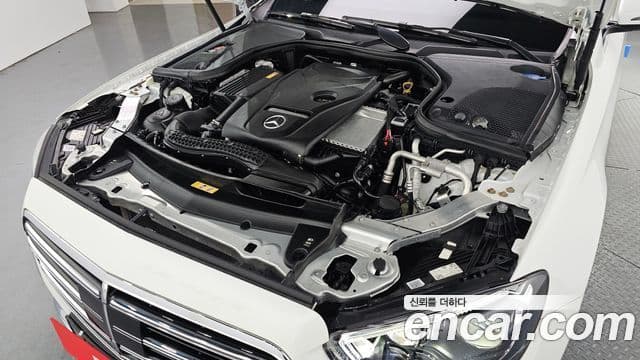Mercedes-Benz E-Class 2021 — Şəkil 6/20