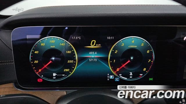 Mercedes-Benz E-Class 2021 — Şəkil 8/20