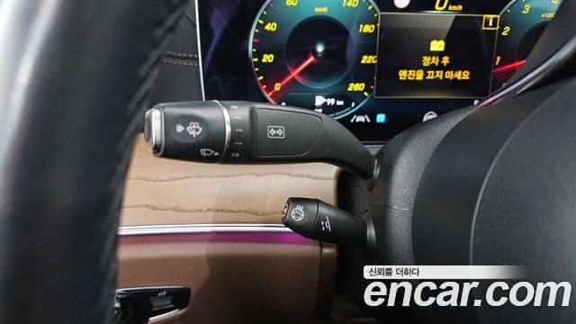 Mercedes-Benz E-Class 2021 — Şəkil 16/20