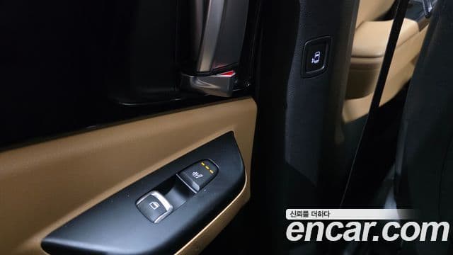 Kia Carnival 2022 — Şəkil 18/20