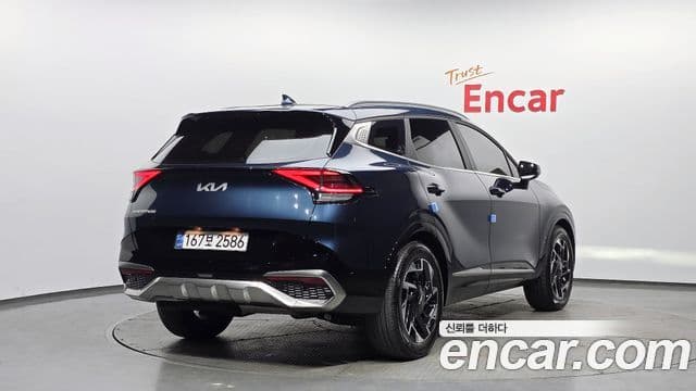 Kia Sportage 2022 — ფოტო 2/20