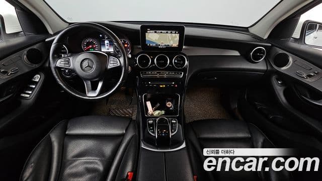 Mercedes-Benz GLC-Class 2018 — Şəkil 7/20