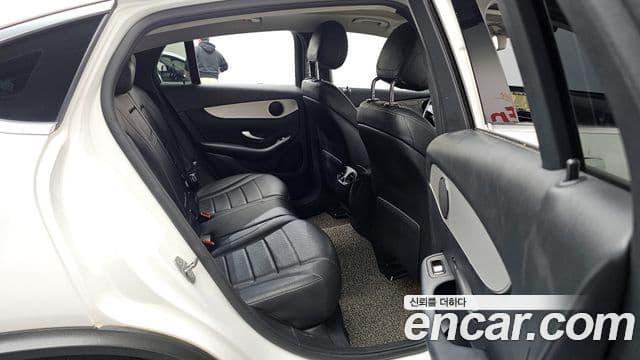 Mercedes-Benz GLC-Class 2018 — Şəkil 12/20